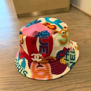 CHANEL Colorful Logo Bucket Hat